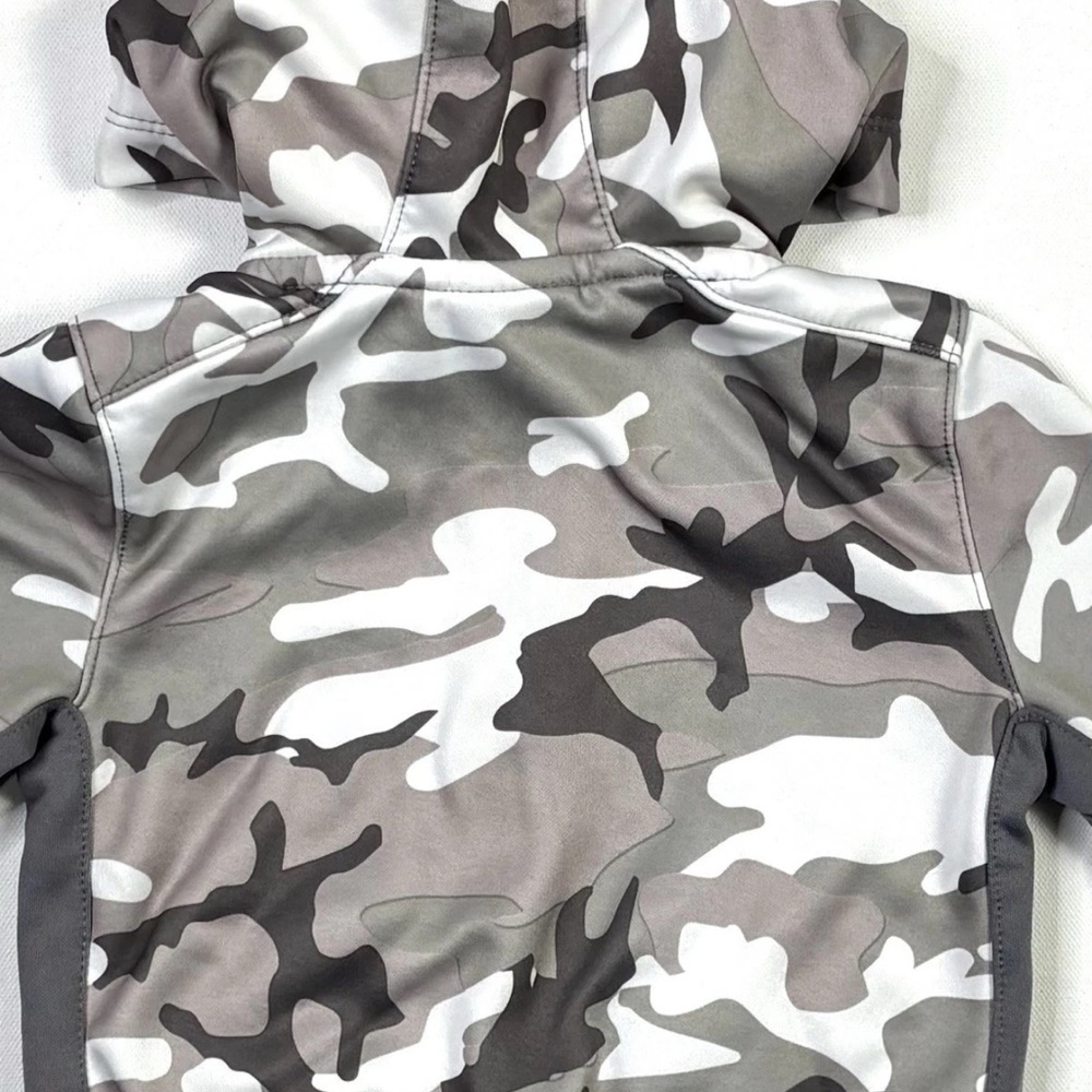Nike Kids Gray Camo Hoodie - Picture 11 of 11